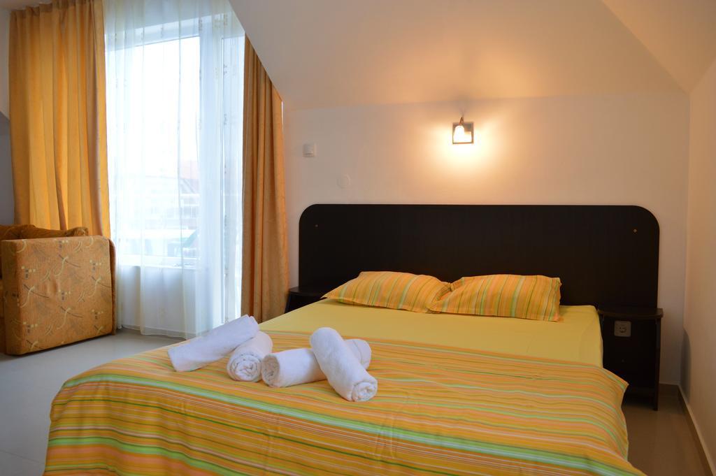 Hotel Paradise Lozenets Bilik gambar