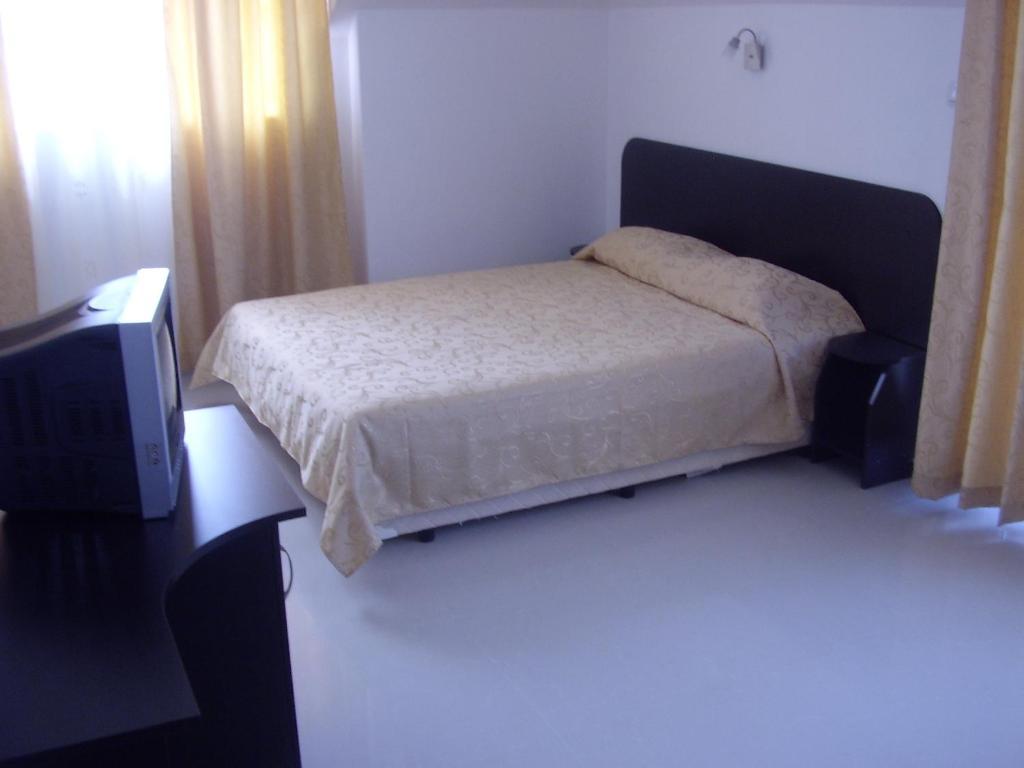 Hotel Paradise Lozenets Bilik gambar