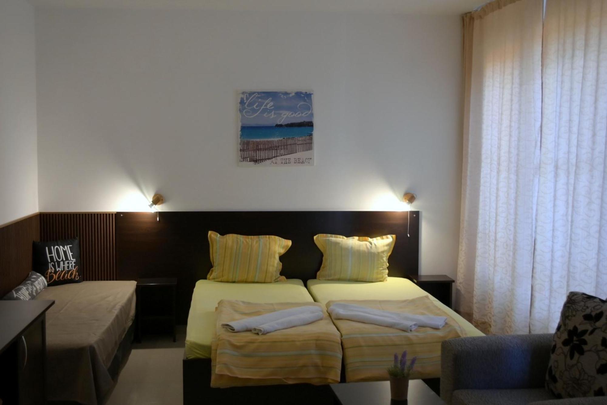 Hotel Paradise Lozenets Luaran gambar