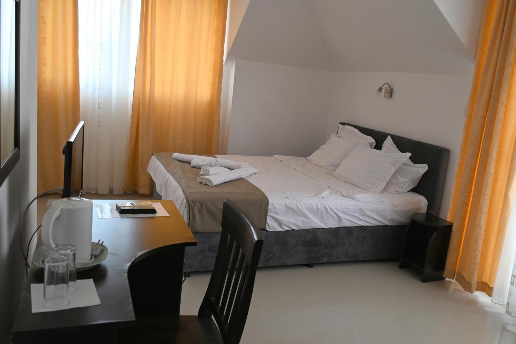 Hotel Paradise Lozenets Luaran gambar