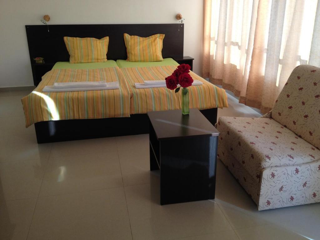 Hotel Paradise Lozenets Bilik gambar